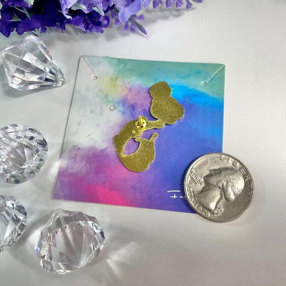 Little Mermaid Lapel Pin Ariel Arista Flowers Brooch Badge Jewelry Accessories - Picture 3 of 5